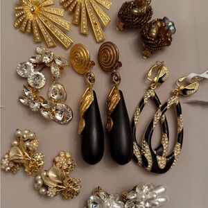 Set of 7 pairs of Elegant Clip on Black and Gold Earrings and 2 gold necklaces